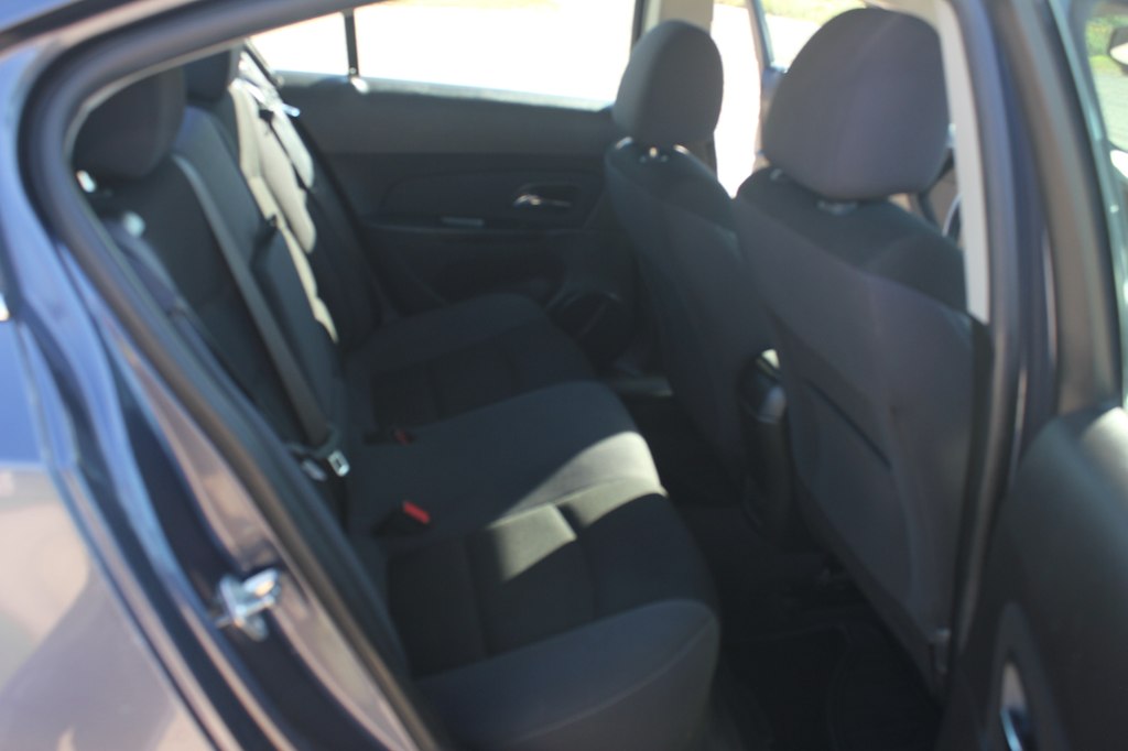Photo 34 of this CHEVROLET CRUZE