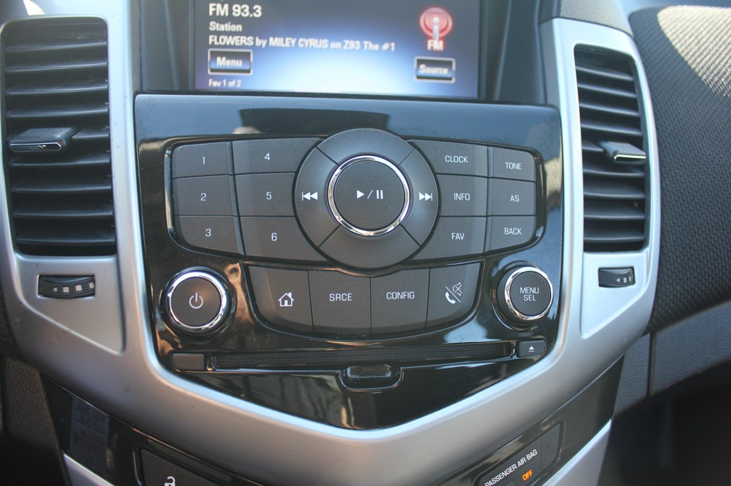 Photo 18 of this CHEVROLET CRUZE