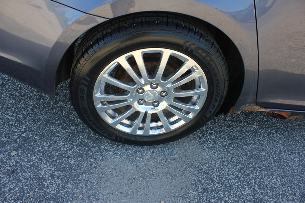 Photo 49 of this CHEVROLET CRUZE