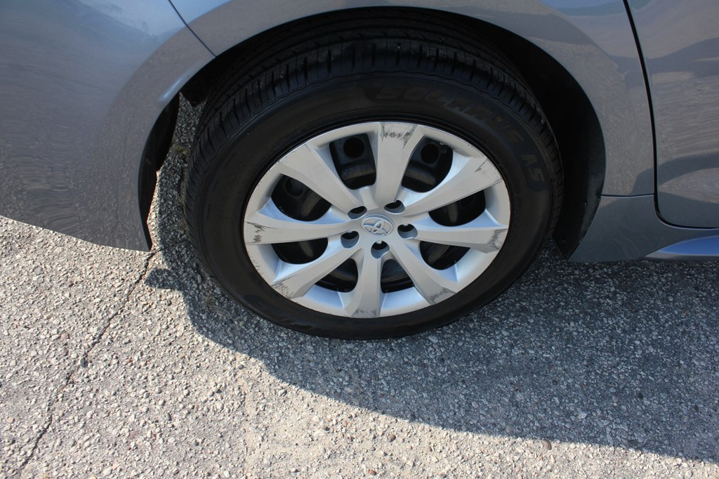 Photo 52 of this TOYOTA COROLLA HYBRID