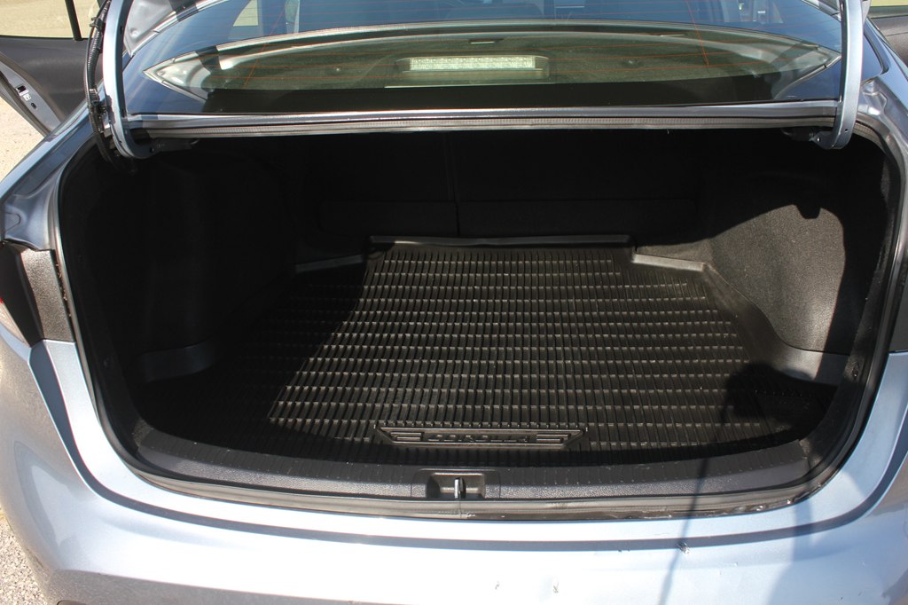 Photo 41 of this TOYOTA COROLLA HYBRID