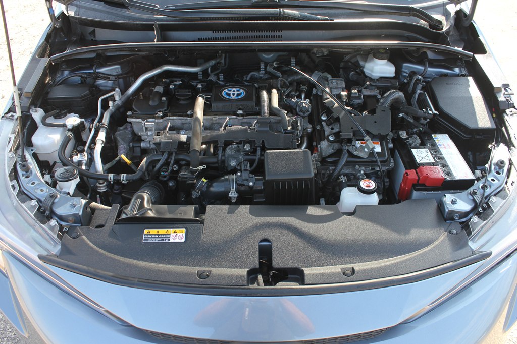 Photo 48 of this TOYOTA COROLLA HYBRID