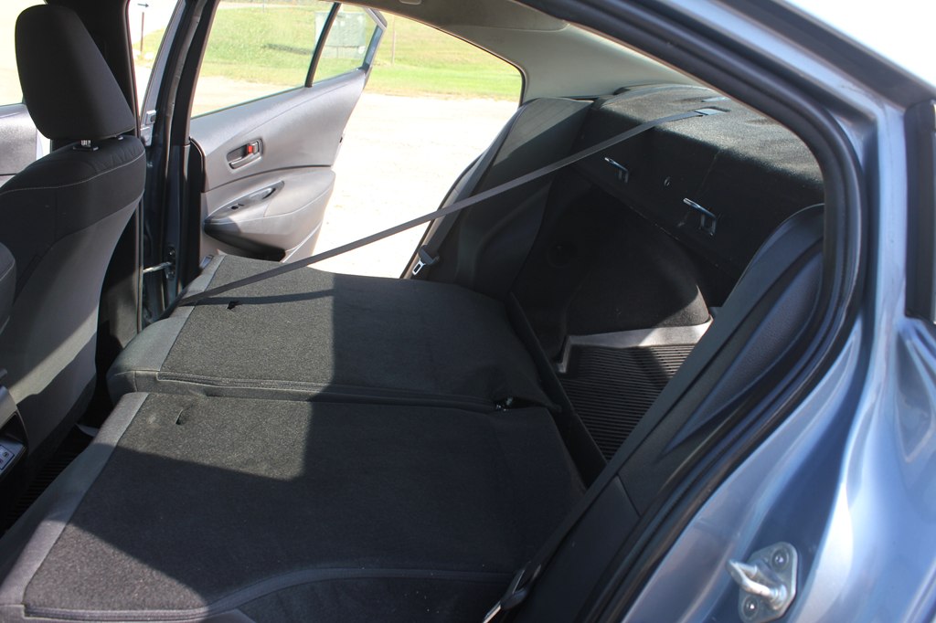 Photo 39 of this TOYOTA COROLLA HYBRID