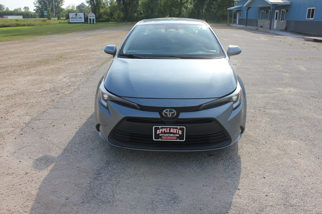 Photo 2 of this TOYOTA COROLLA HYBRID