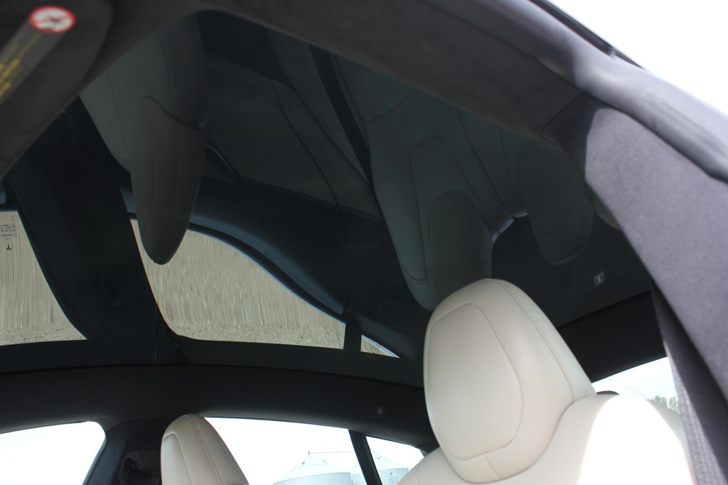 Photo 25 of this TESLA MODEL S