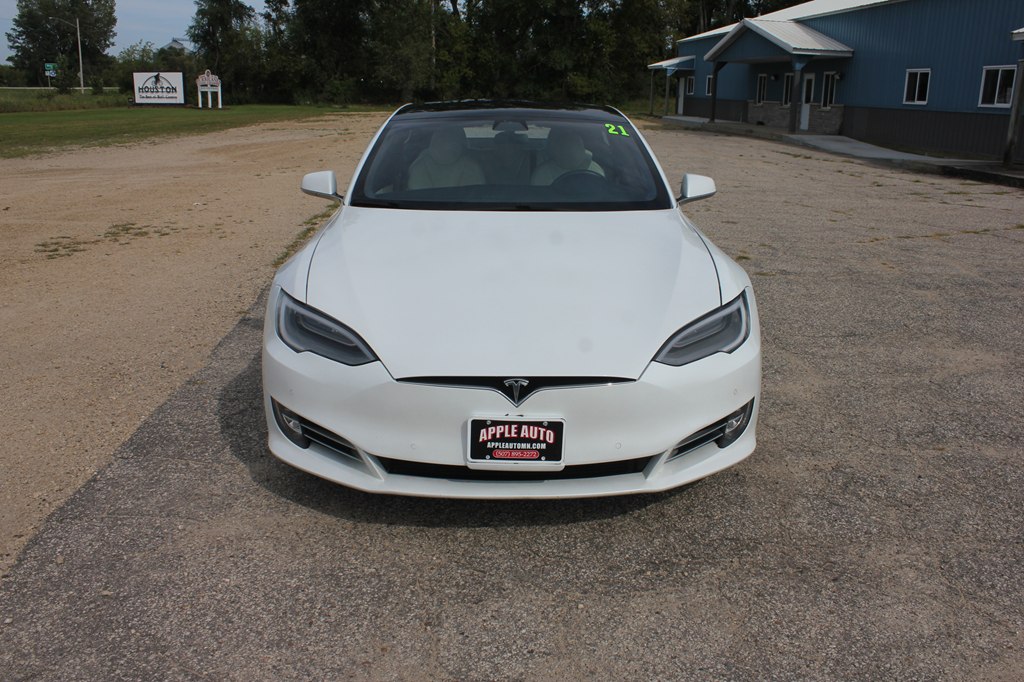 Photo 2 of this TESLA MODEL S