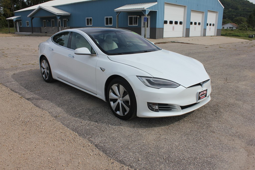 Photo 3 of this TESLA MODEL S