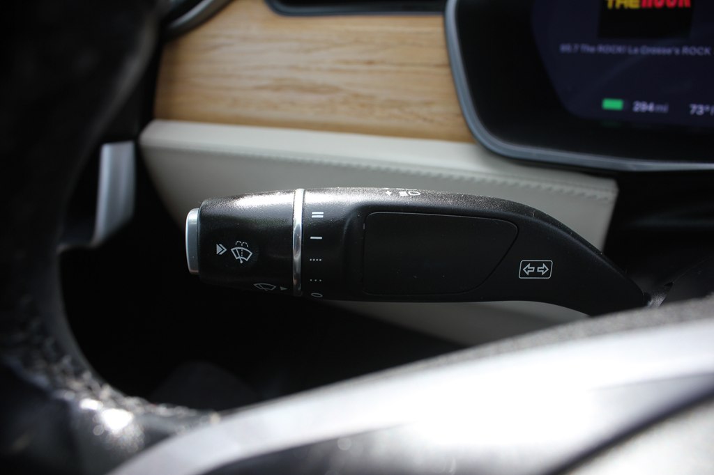 Photo 15 of this TESLA MODEL S