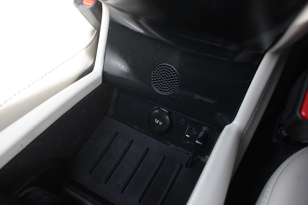 Photo 21 of this TESLA MODEL S