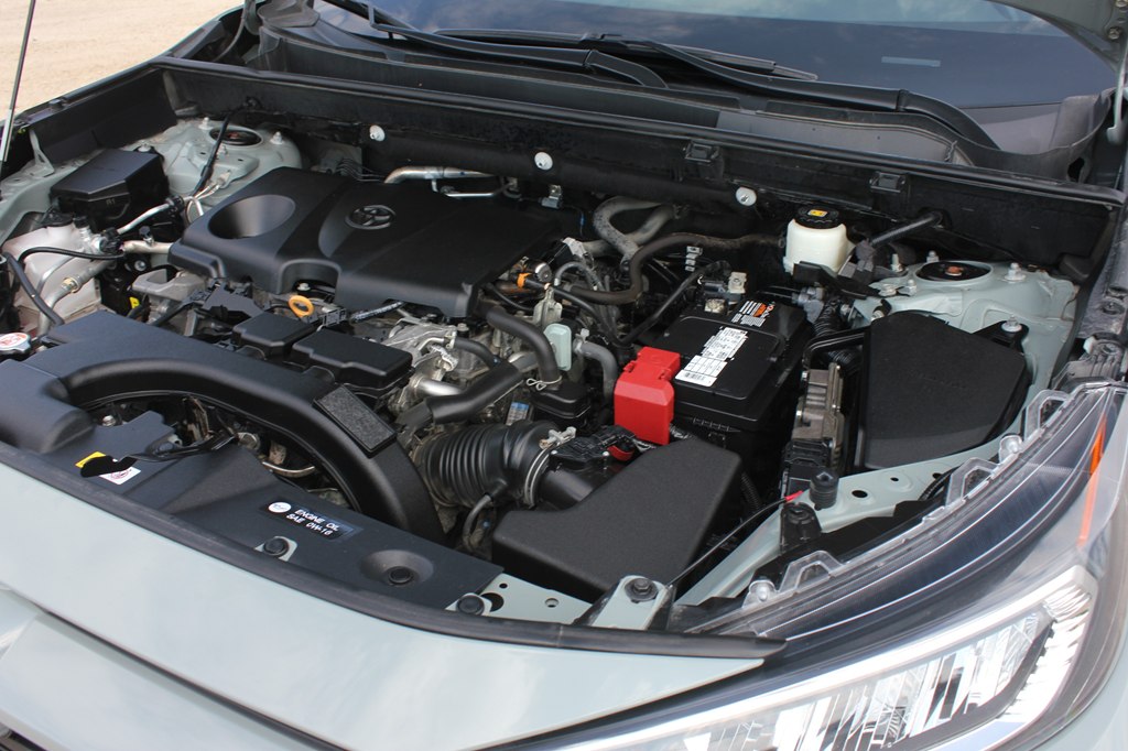 Photo 53 of this TOYOTA RAV4