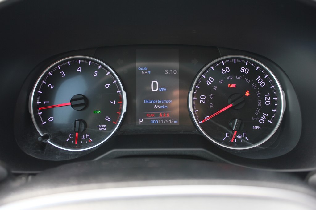 Photo 11 of this TOYOTA RAV4
