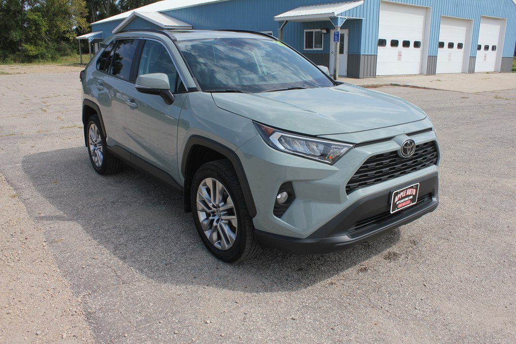 Photo 3 of this TOYOTA RAV4