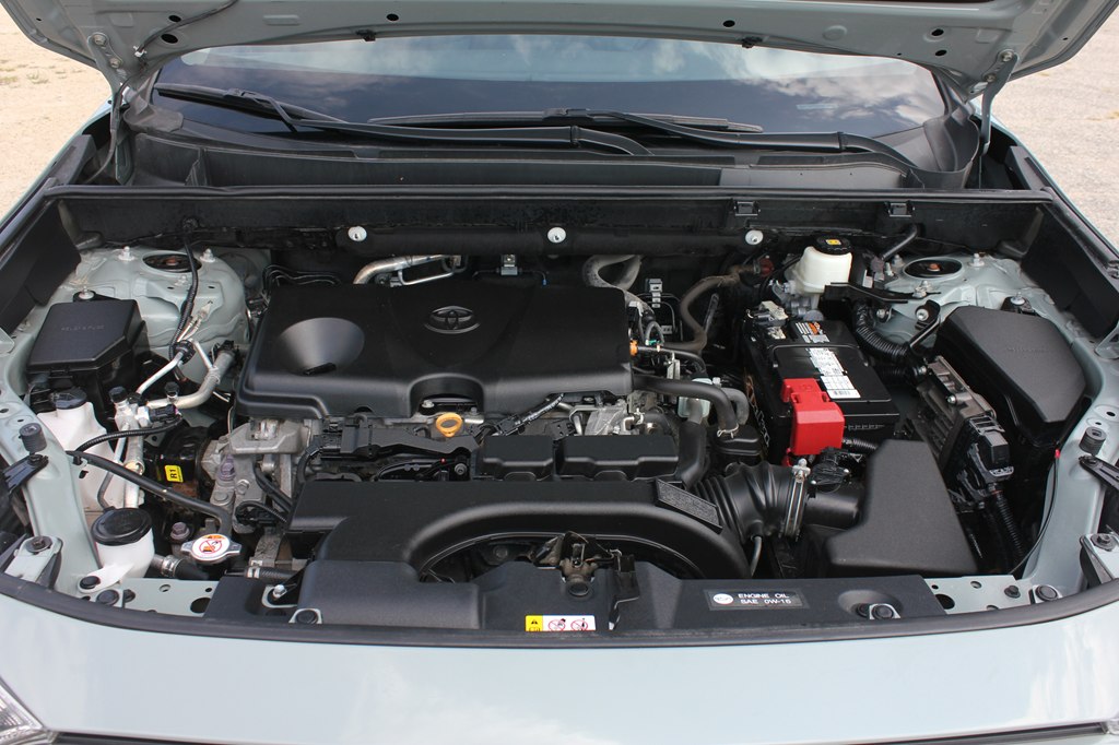 Photo 51 of this TOYOTA RAV4