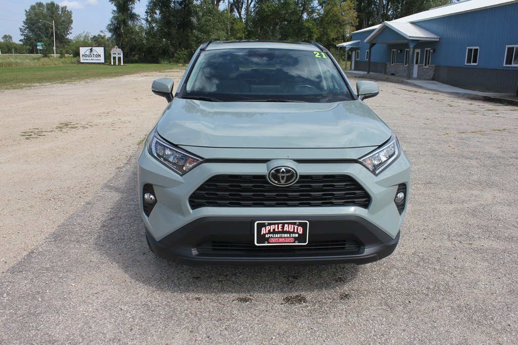 Photo 2 of this TOYOTA RAV4
