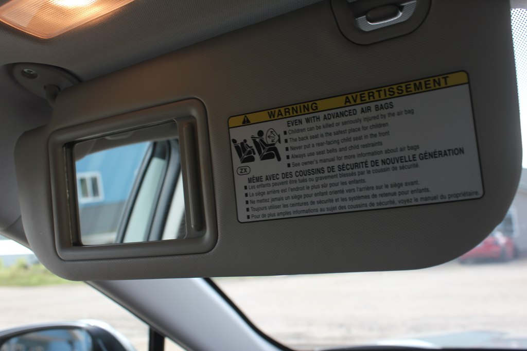 Photo 25 of this TOYOTA RAV4