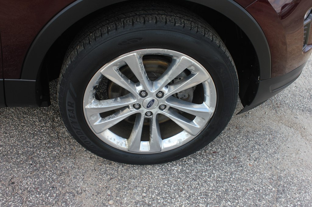 Photo 57 of this FORD EXPLORER