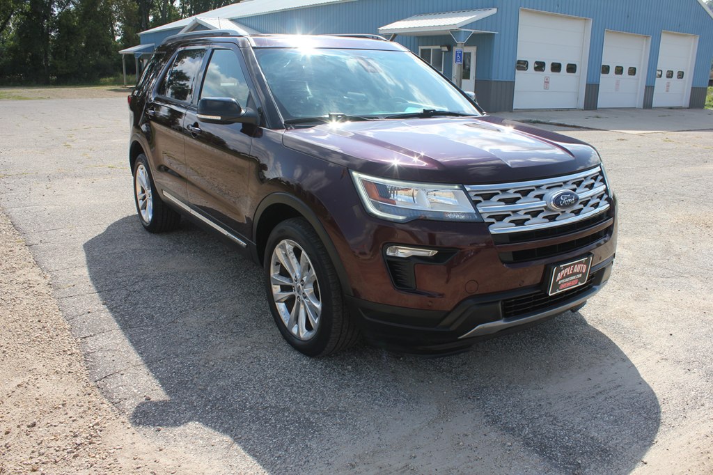 Photo 3 of this FORD EXPLORER