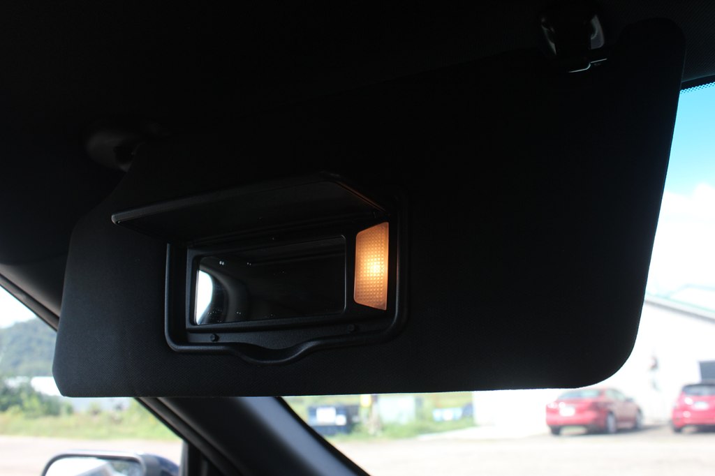 Photo 24 of this FORD EXPLORER