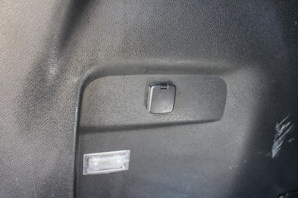 Photo 46 of this FORD EXPLORER
