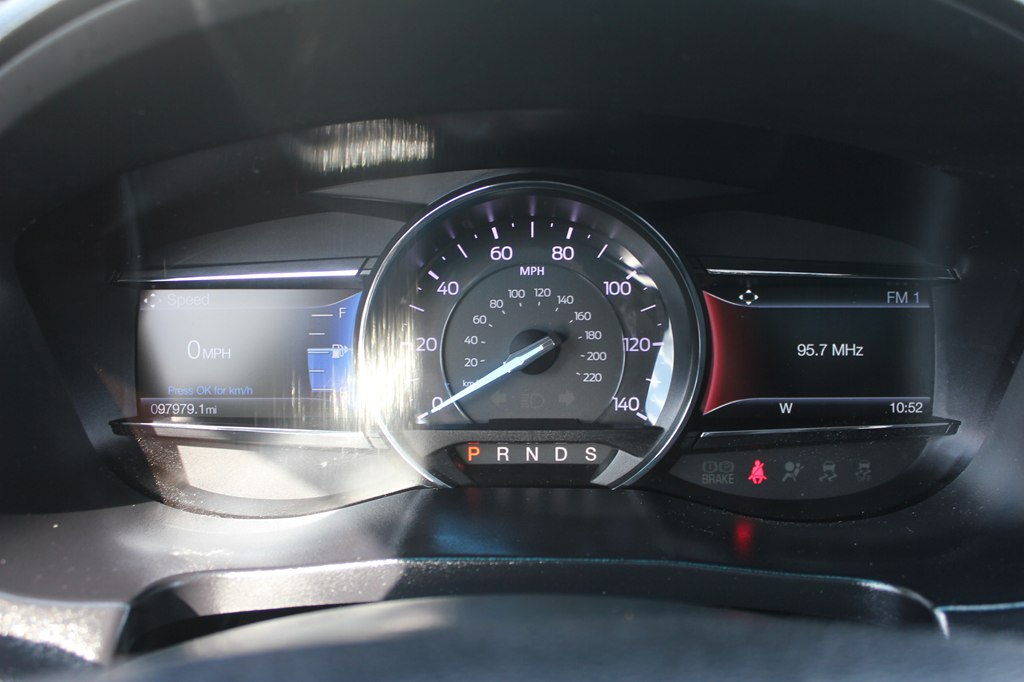 Photo 11 of this FORD EXPLORER