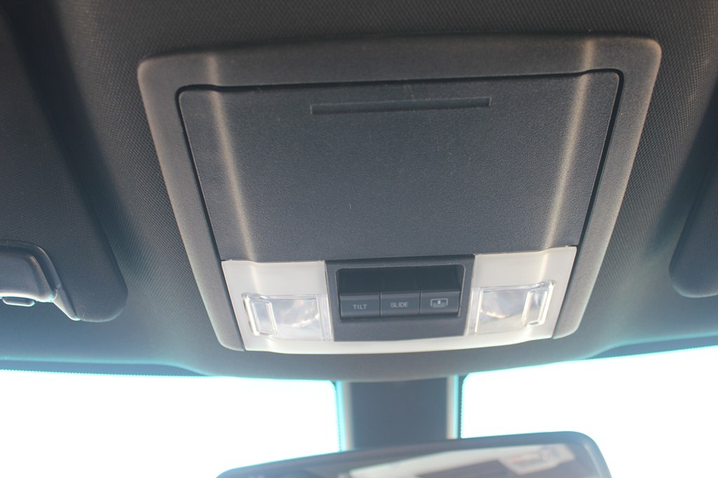 Photo 22 of this FORD EXPLORER