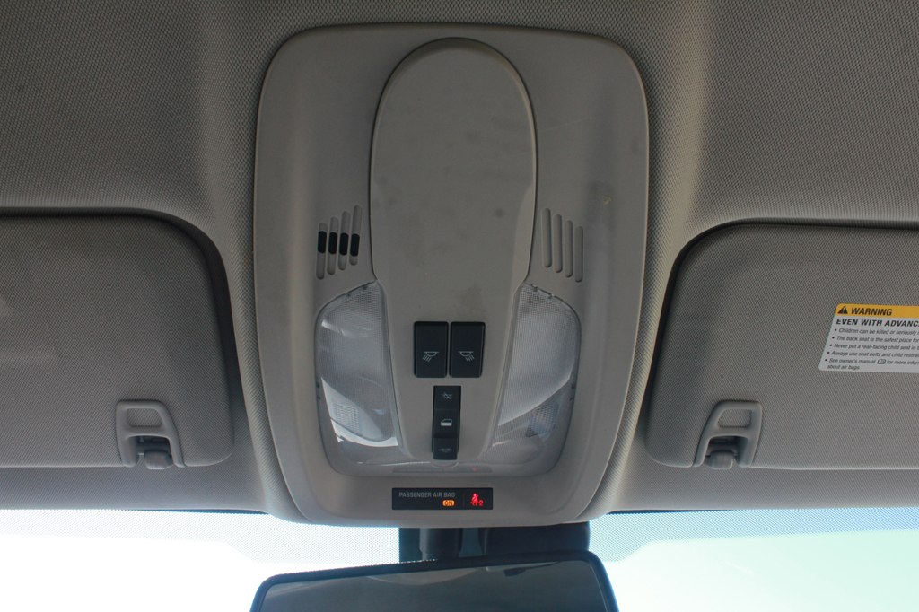 Photo 21 of this CHEVROLET EQUINOX