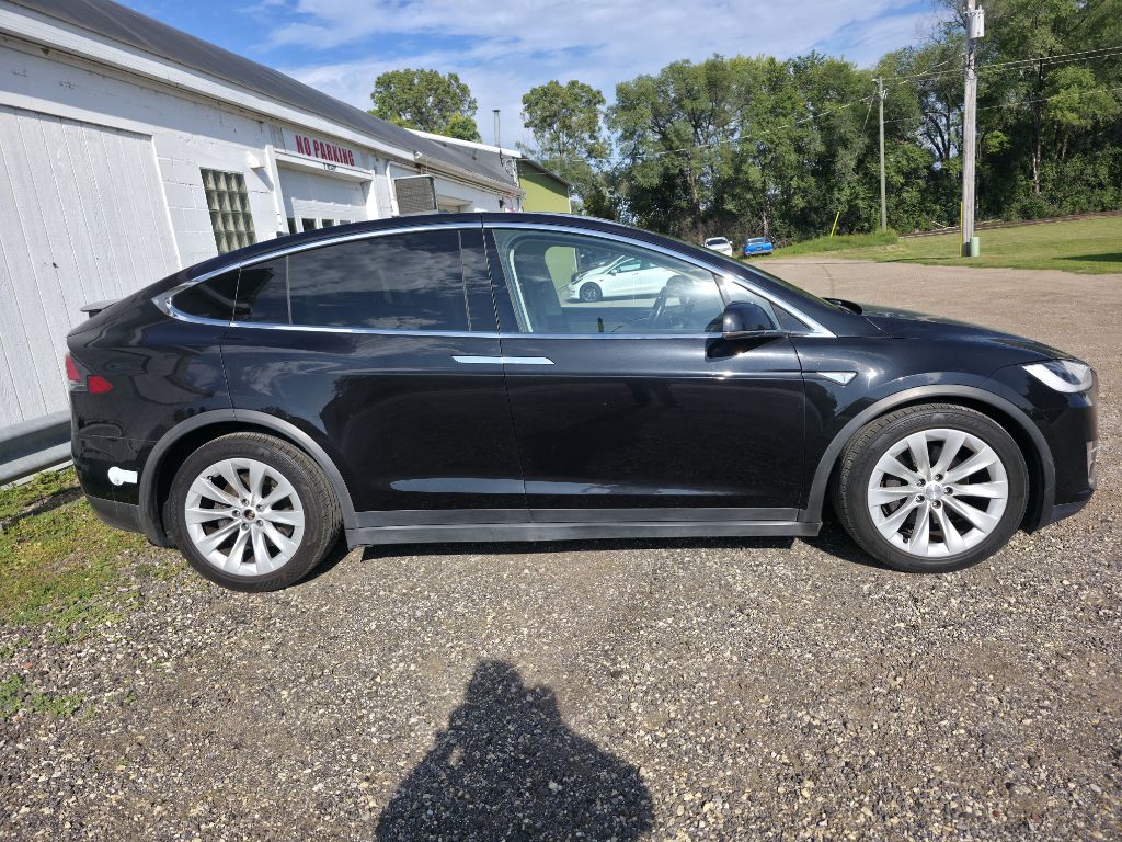 Photo 5 of this TESLA MODEL X