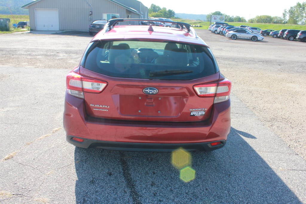 Photo 6 of this SUBARU IMPREZA