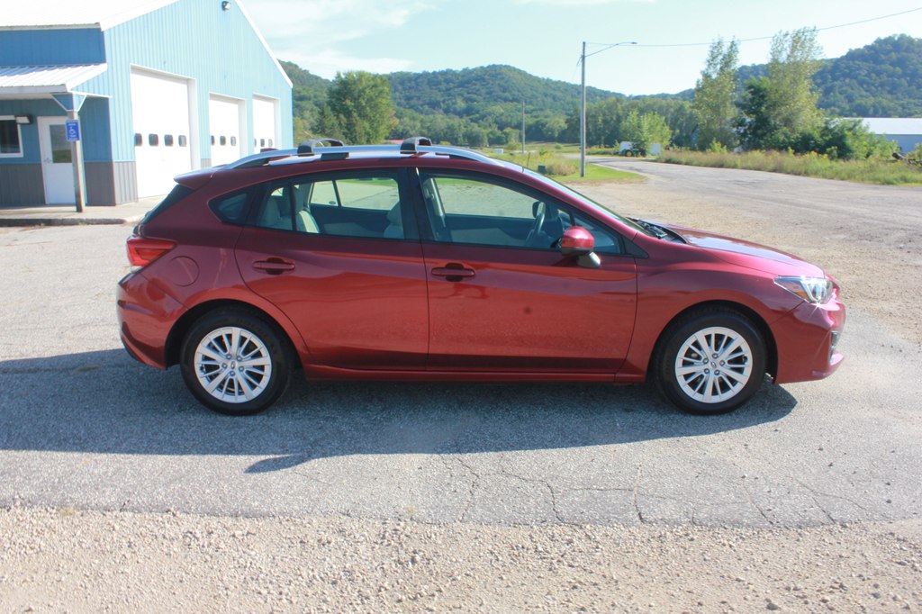 Photo 4 of this SUBARU IMPREZA