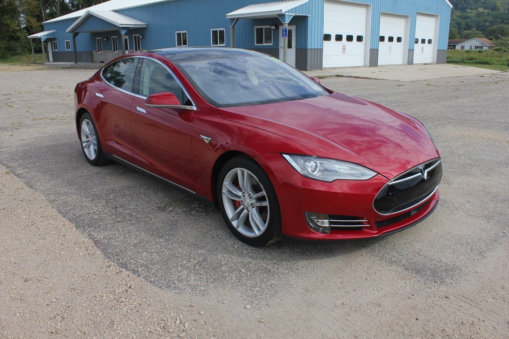 Photo 3 of this TESLA MODEL S
