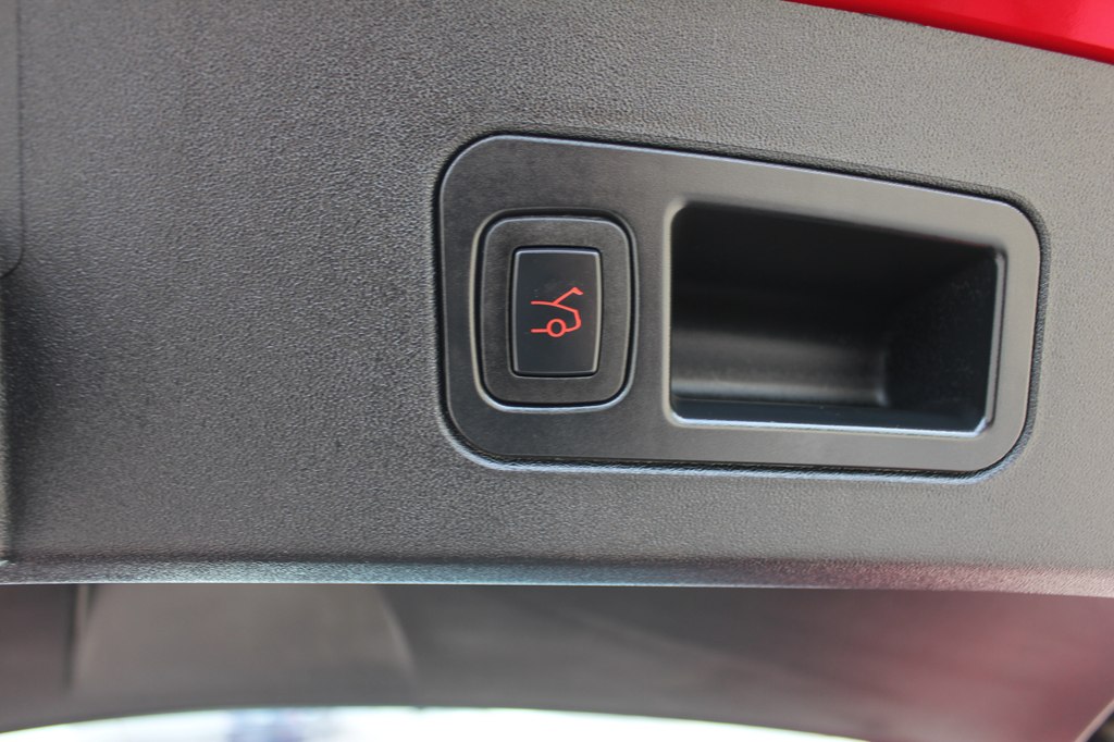 Photo 43 of this TESLA MODEL S