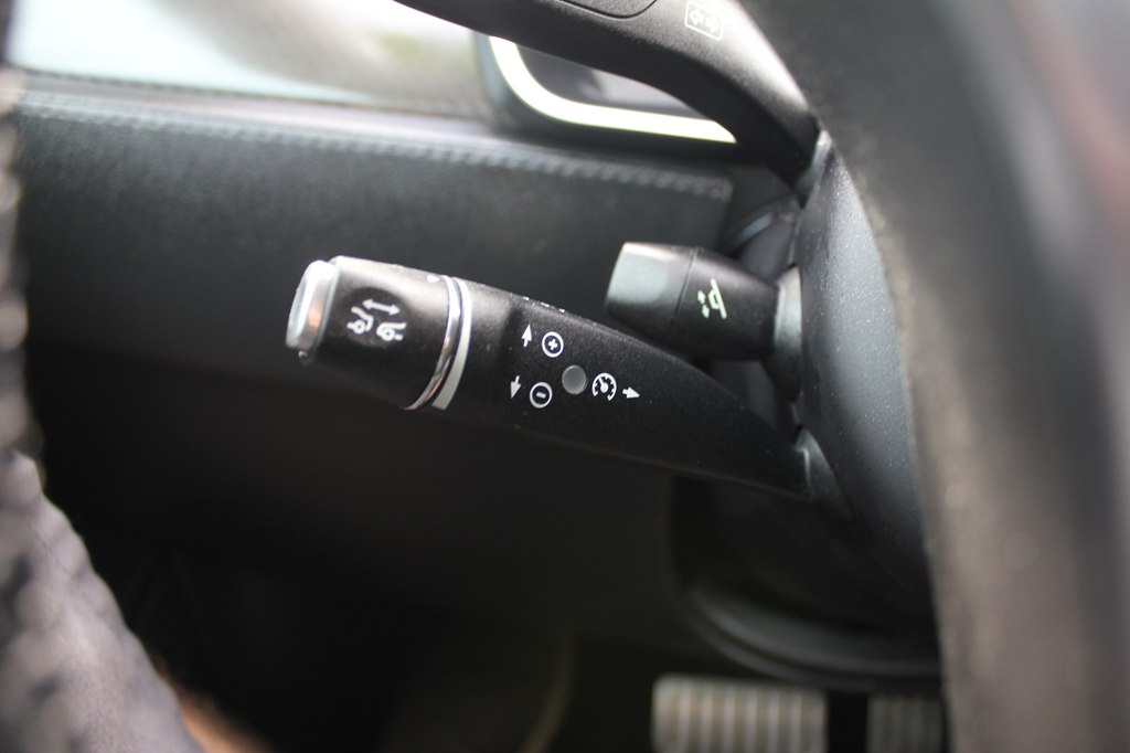 Photo 16 of this TESLA MODEL S