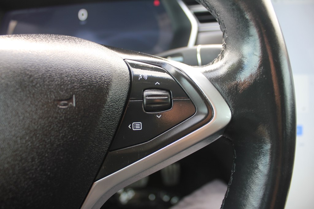 Photo 13 of this TESLA MODEL S