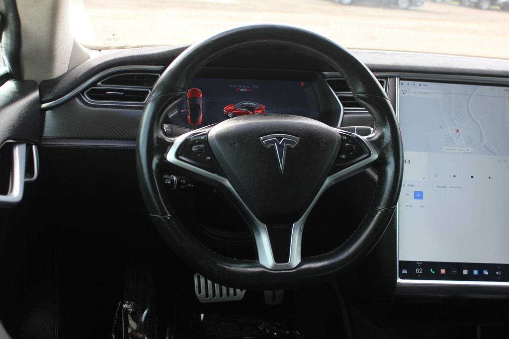 Photo 10 of this TESLA MODEL S