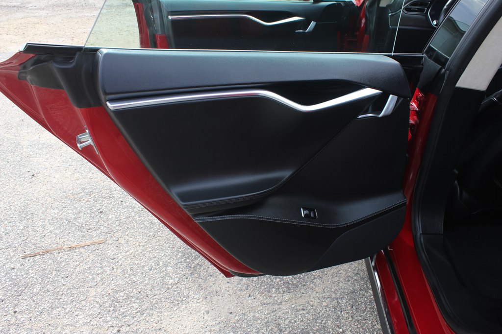 Photo 37 of this TESLA MODEL S