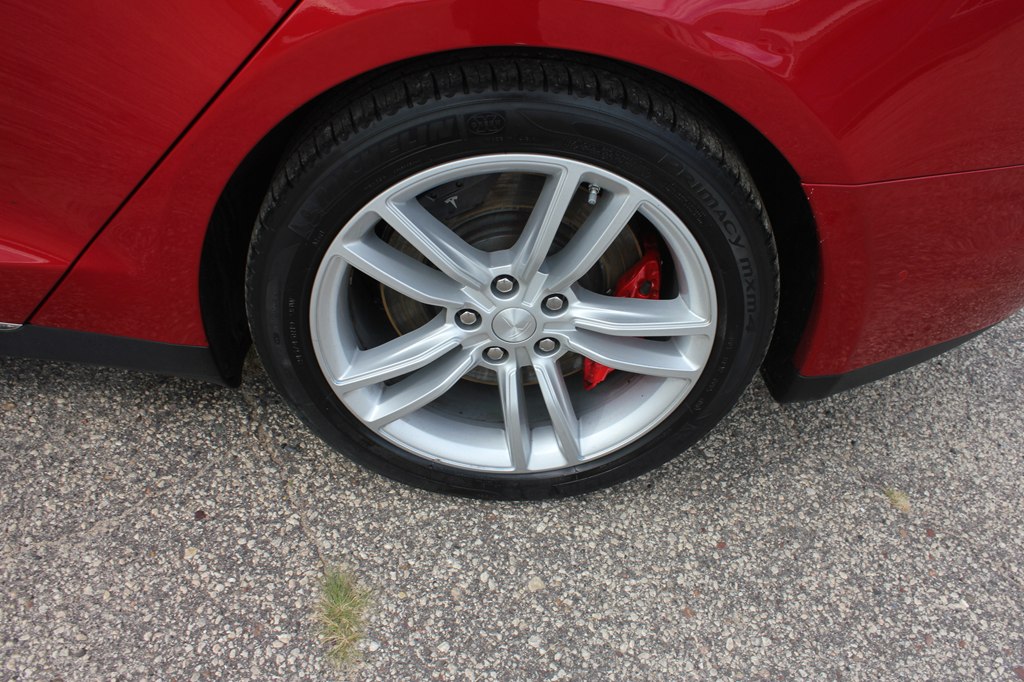 Photo 53 of this TESLA MODEL S