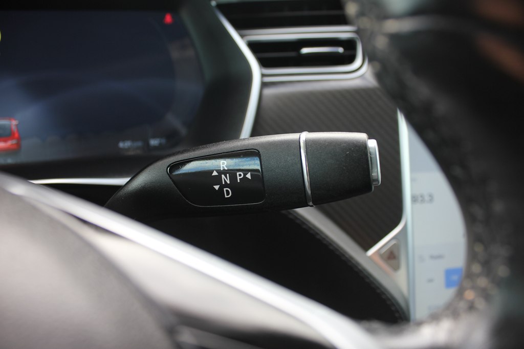 Photo 15 of this TESLA MODEL S