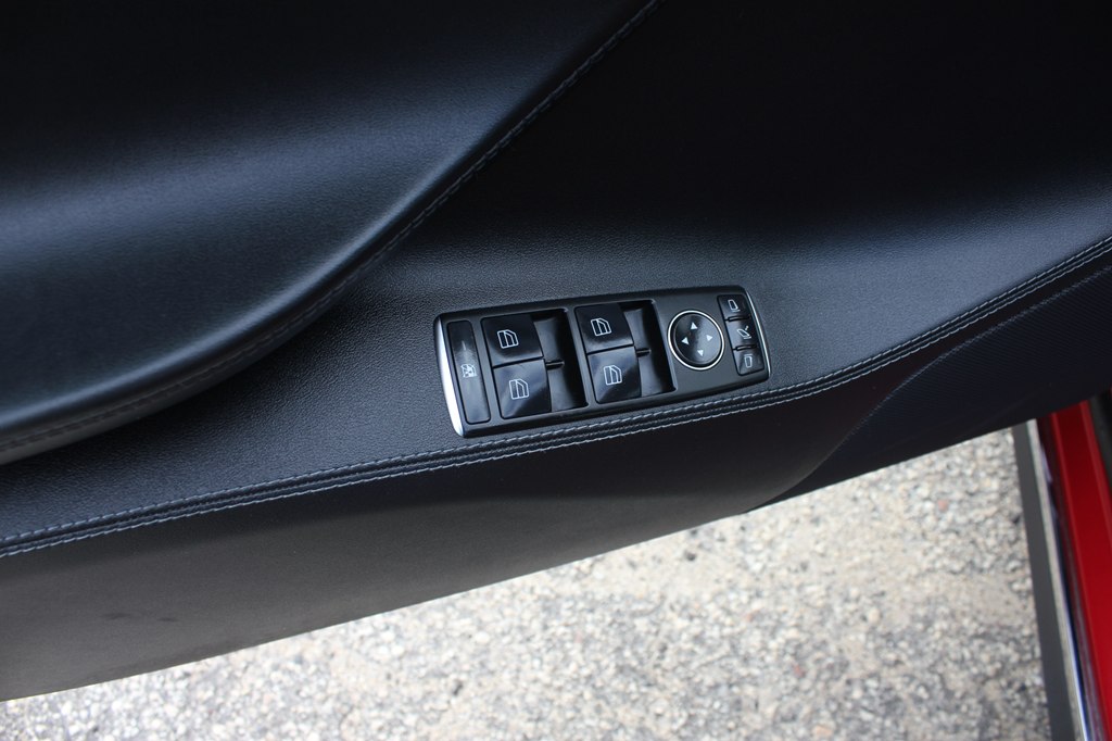 Photo 28 of this TESLA MODEL S