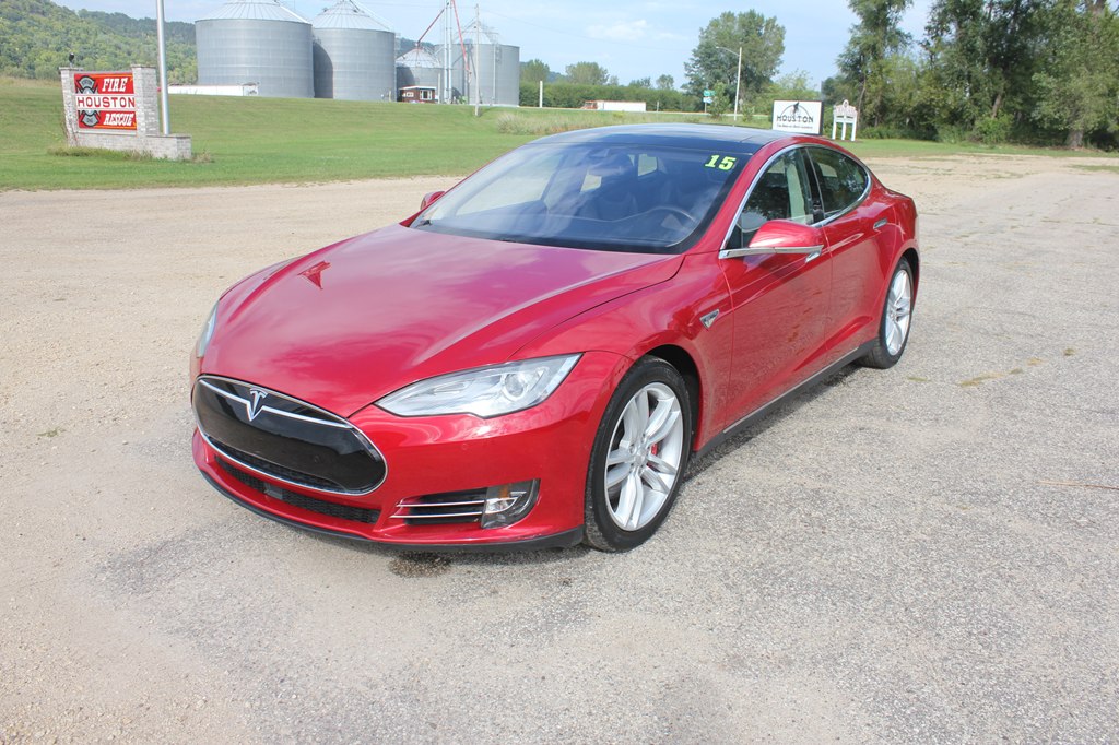 2015 TESLA MODEL S
