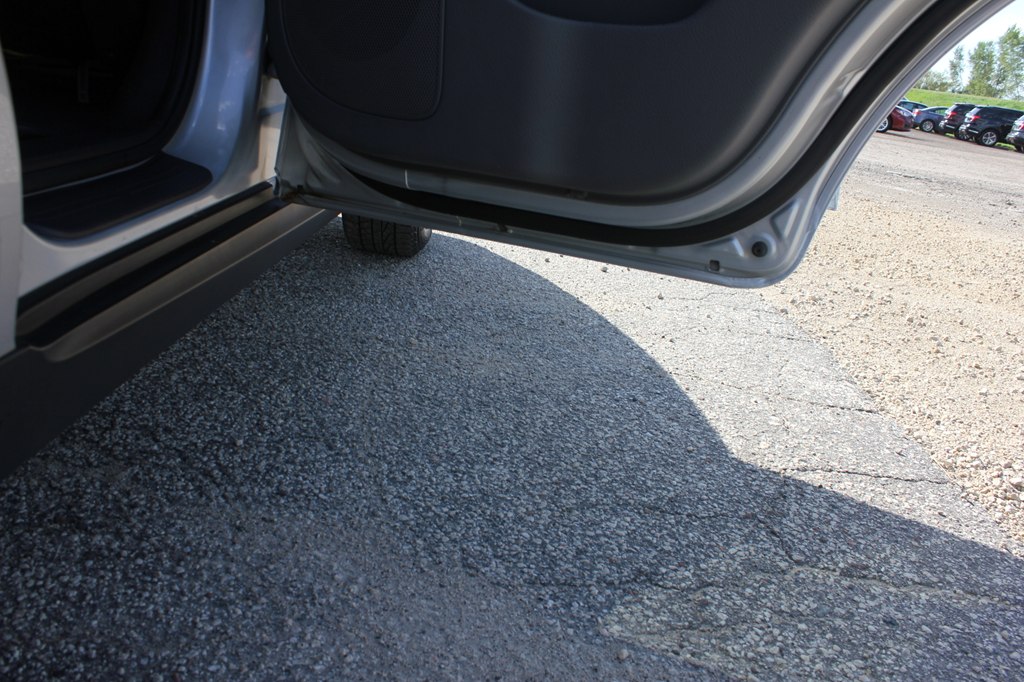 Photo 45 of this HYUNDAI SANTA FE