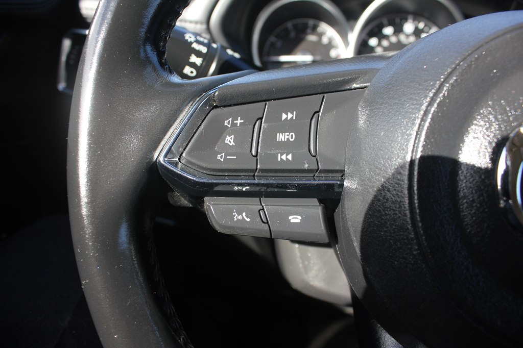 Photo 12 of this MAZDA CX-5