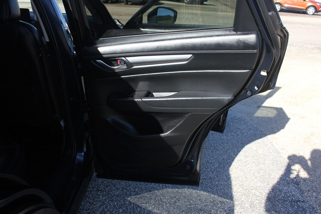Photo 33 of this MAZDA CX-5
