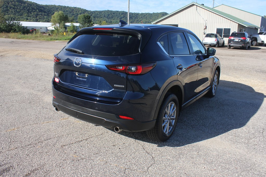 Photo 5 of this MAZDA CX-5