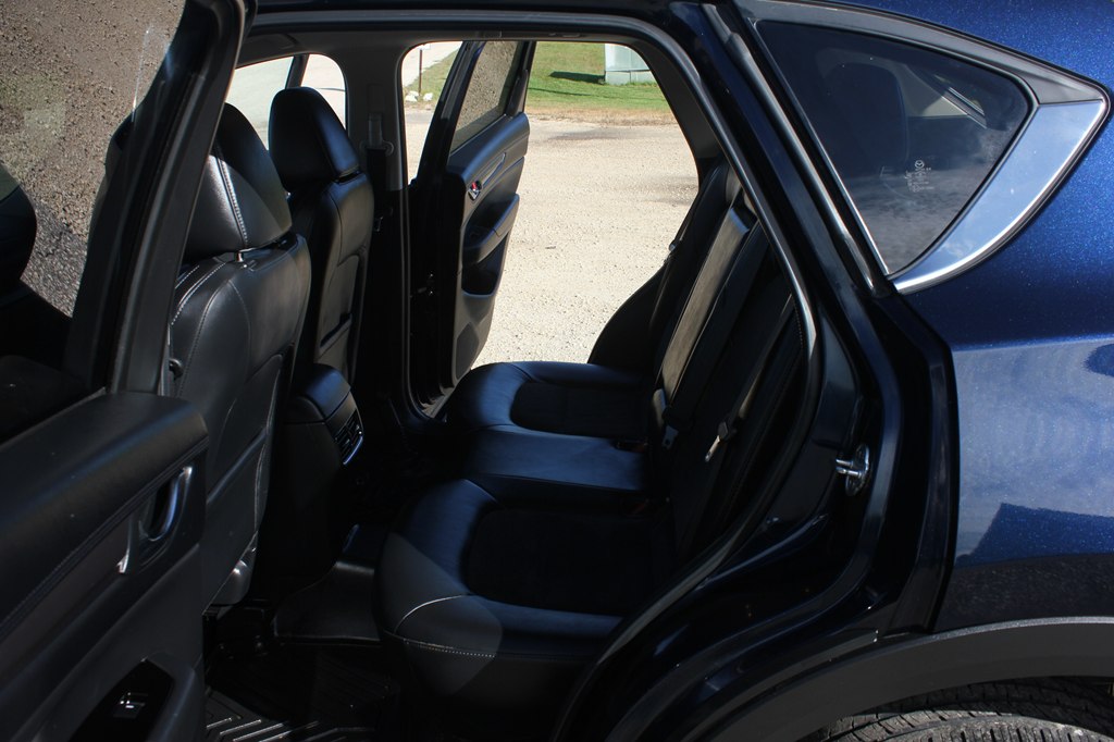 Photo 36 of this MAZDA CX-5