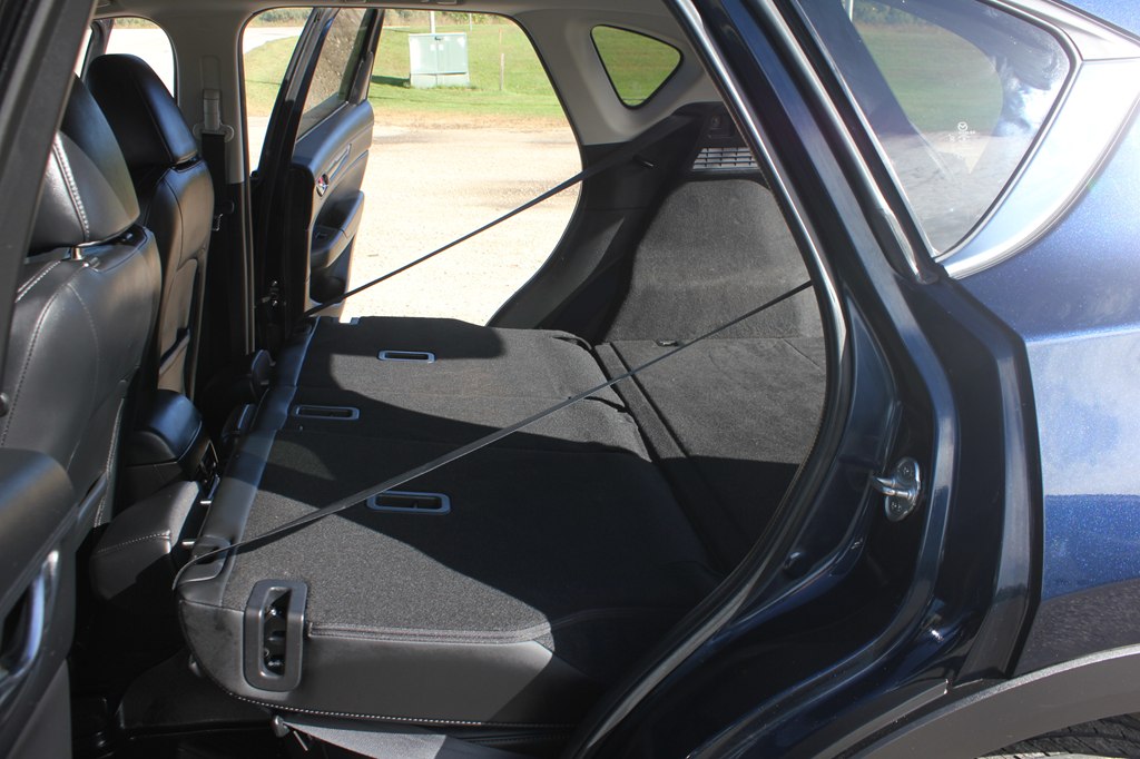 Photo 37 of this MAZDA CX-5
