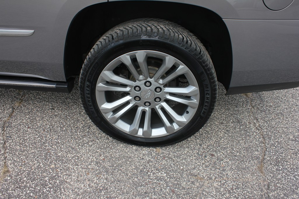 Photo 61 of this CADILLAC ESCALADE