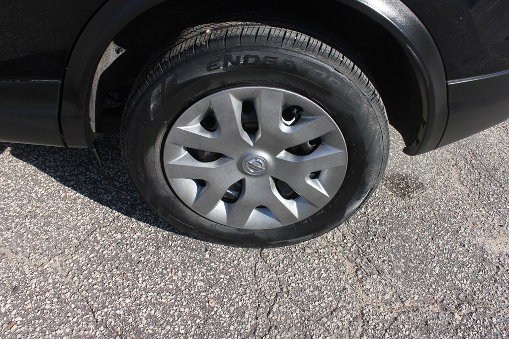 Photo 52 of this NISSAN ROGUE SPORT