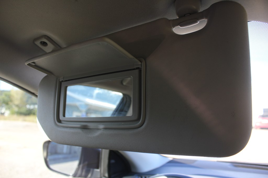 Photo 25 of this NISSAN ROGUE SPORT