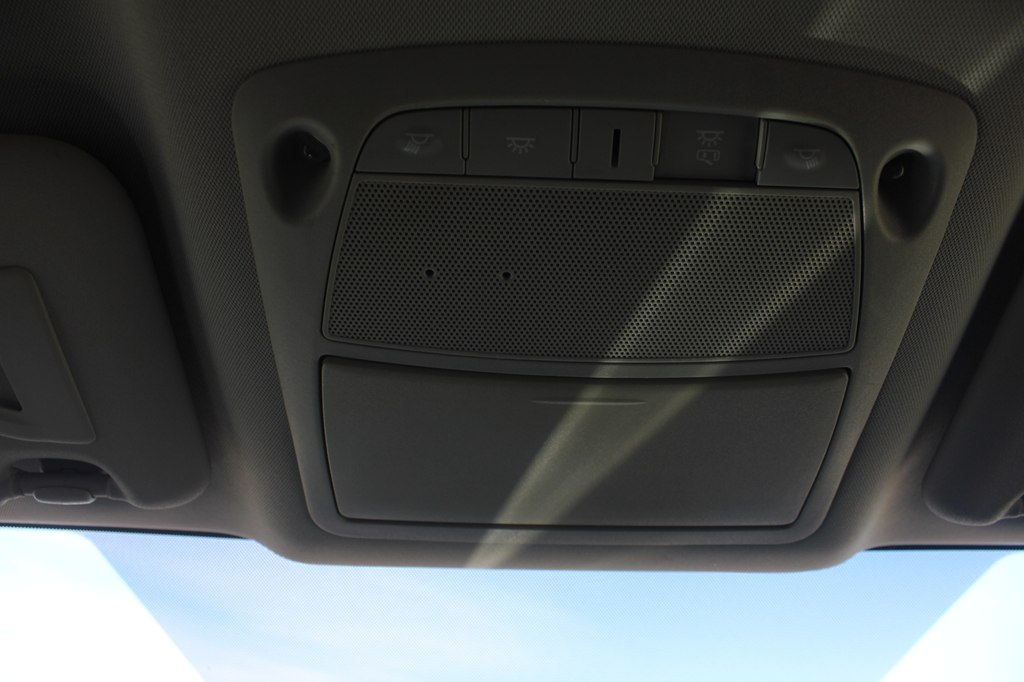 Photo 23 of this NISSAN ROGUE SPORT