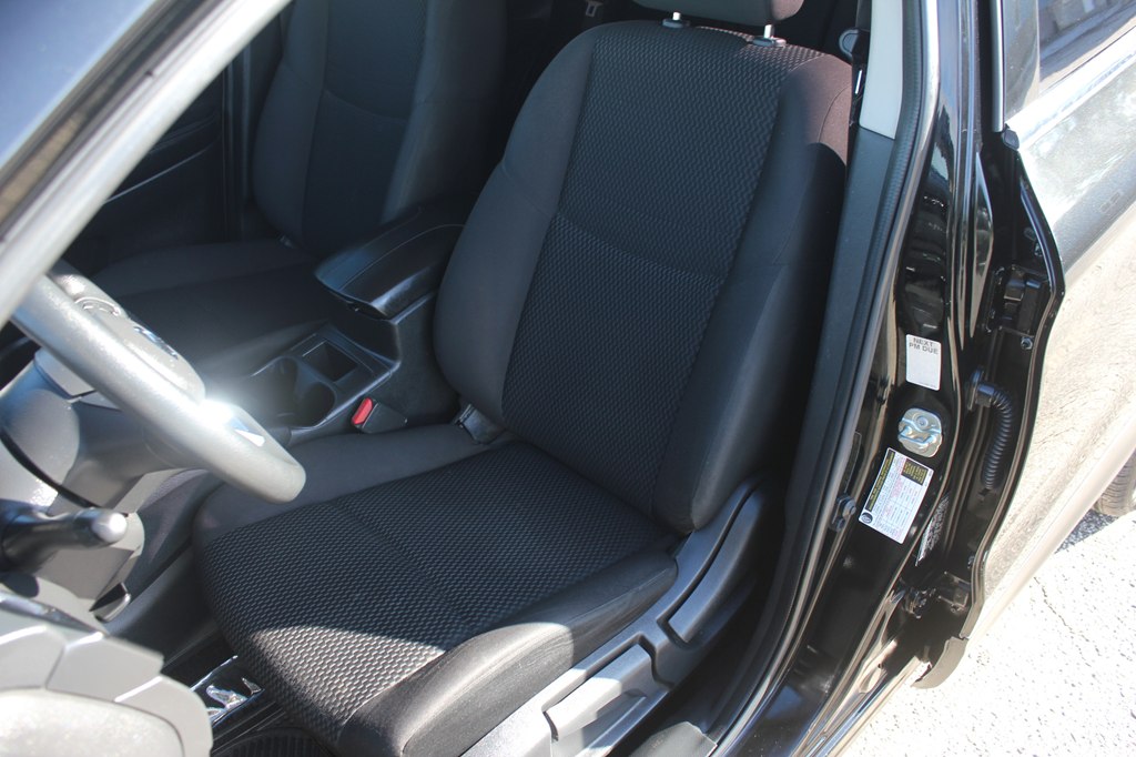 Photo 29 of this NISSAN ROGUE SPORT